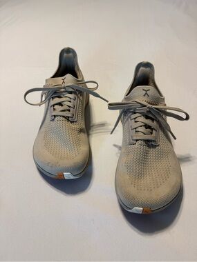 Women's/Men’s Flux Adapt Runner Shoes
